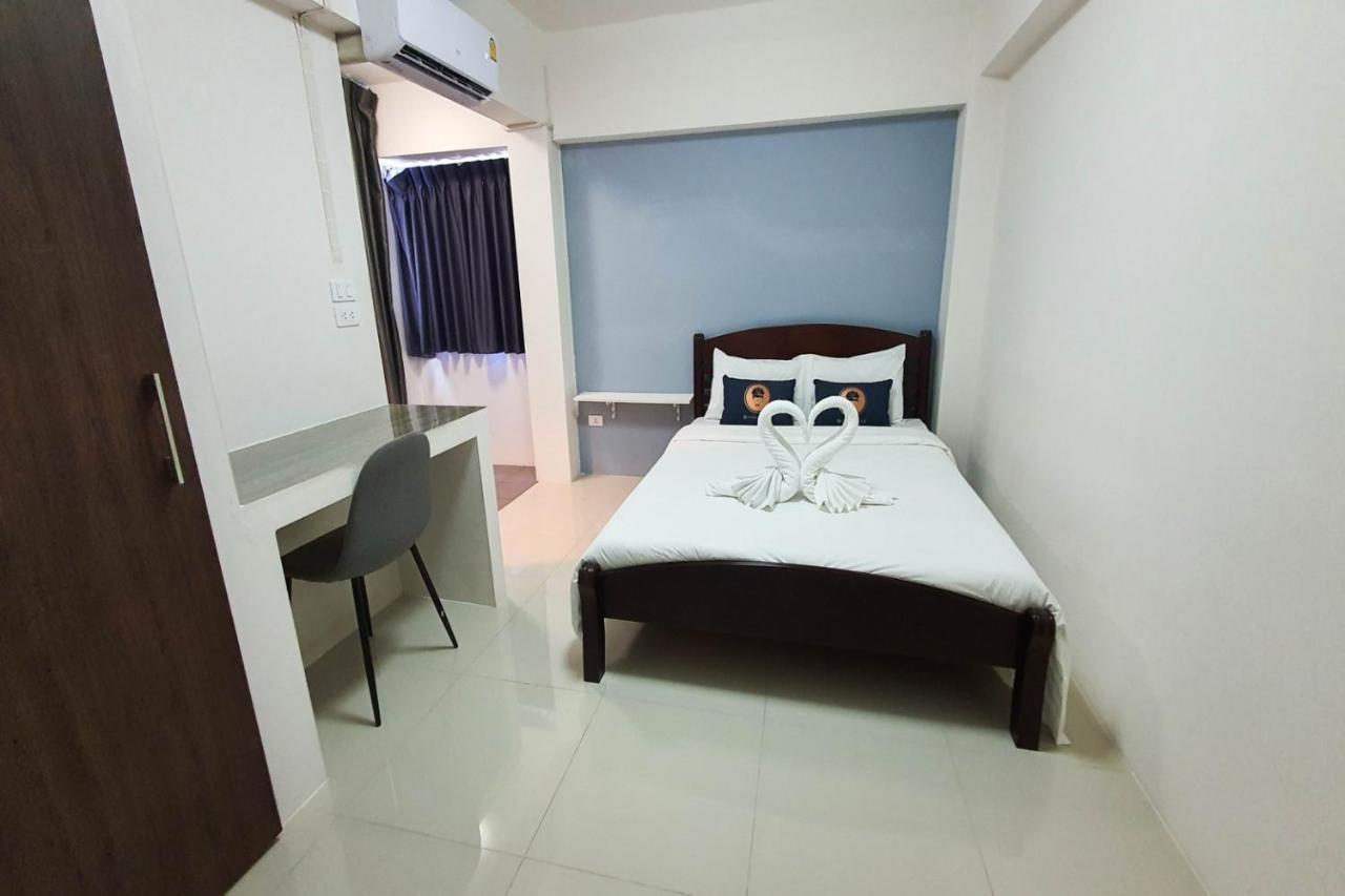 Roomquest Suvarnabhumi Ladkrabang 42 Bangkok Kültér fotó