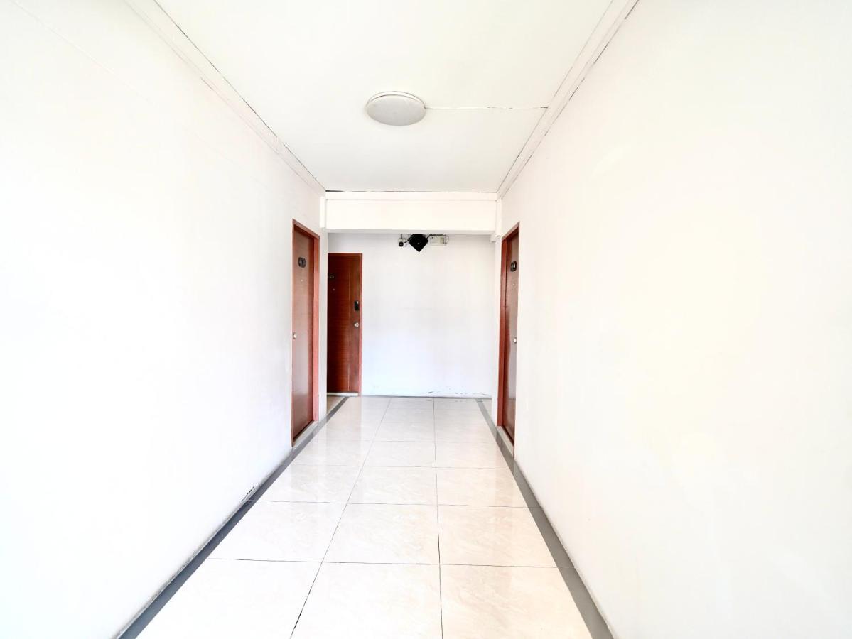 Roomquest Suvarnabhumi Ladkrabang 42 Bangkok Kültér fotó